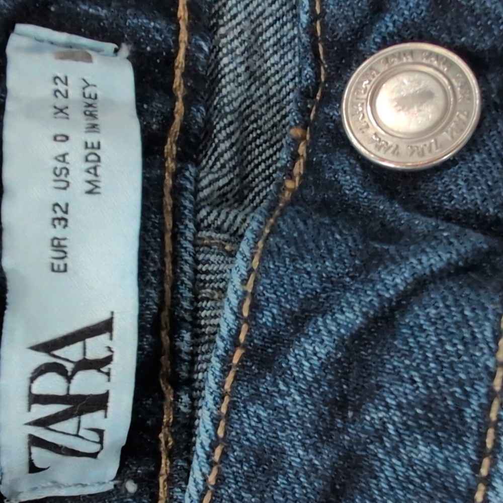 Zara Blue Straight Leg Jeans - Picture 3 of 4